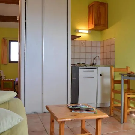Appart 2 Pieces Avec Balcon - 800M De La Plage Et Parking Prive - Fr-1-229D-280 * Saint-Pierre-la-Mer (Aude)